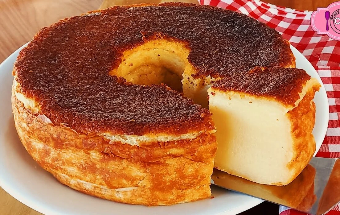 Bolo Mole de Liquidificador Fácil e Delicioso